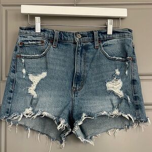 Abercrombie High Rise Mom Jean Short